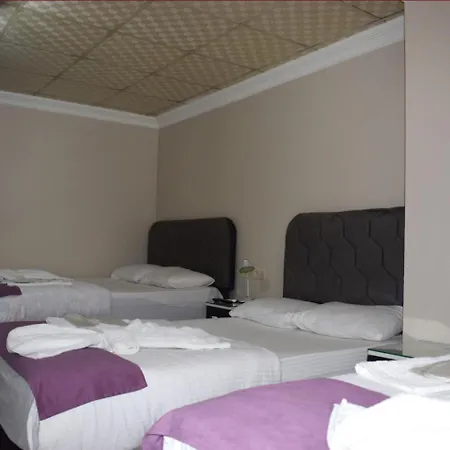 Hotel Kuembet *